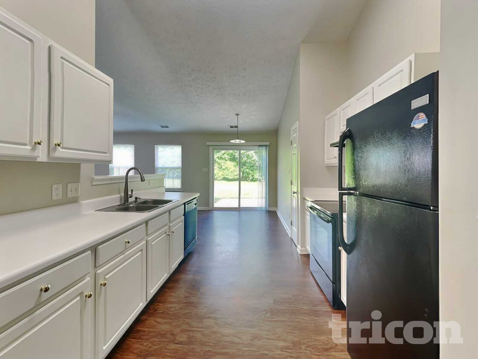 Building Photo - 9728 Avensong Crossing Dr