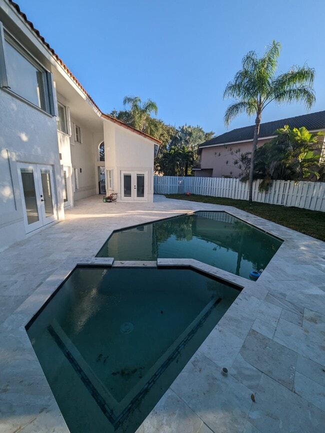 Building Photo - 5720 NW 61st Pl