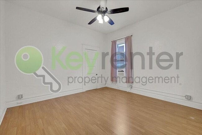 Building Photo - 1827 T St