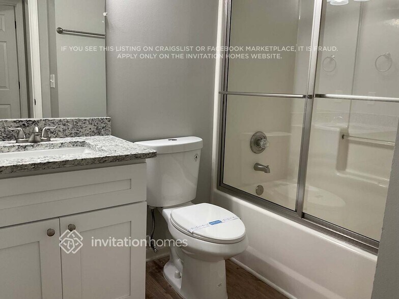 Building Photo - 3746 Legacy Walk Dr