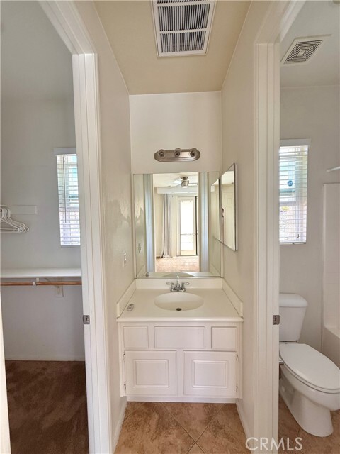 Building Photo - 62615 S Starcross Dr
