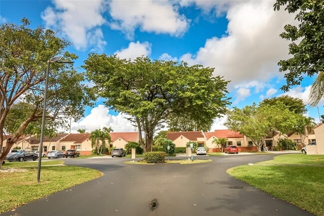 Building Photo - 14911 SW 88th Terrace