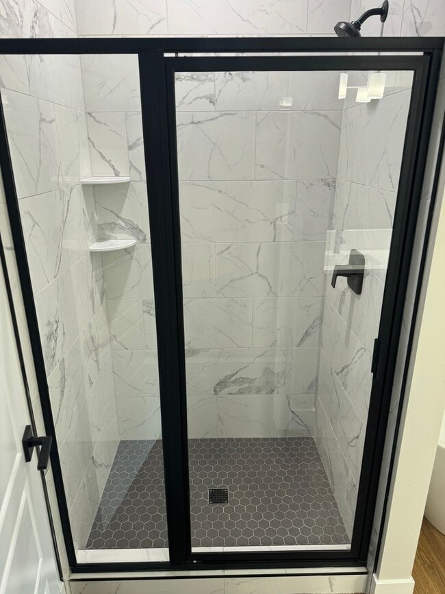 Building Photo - BEAUTIFUL 3 Bed 2 Bath Twin home in Sugar city!