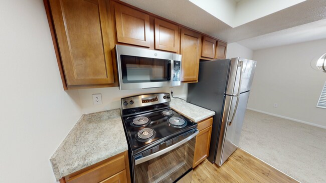 Kitchen2.jpg - The Highlands