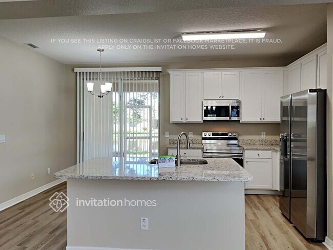 Building Photo - 985 Riviera Point Dr
