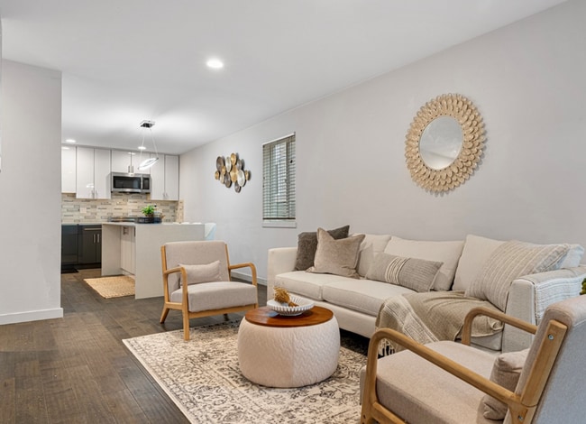 Building Photo - 8853 Stone Ave N