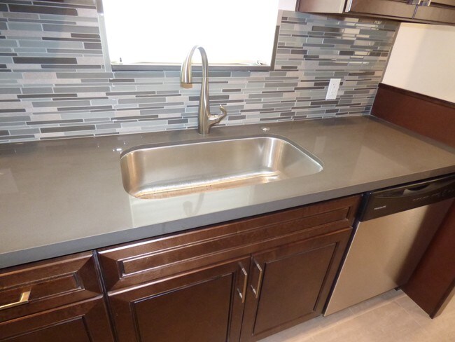 Building Photo - 7723 Wish Ave