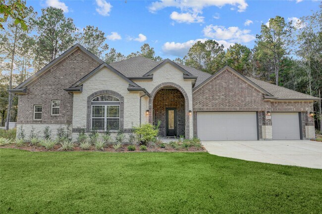 Building Photo - 1619 Chisos Bnd