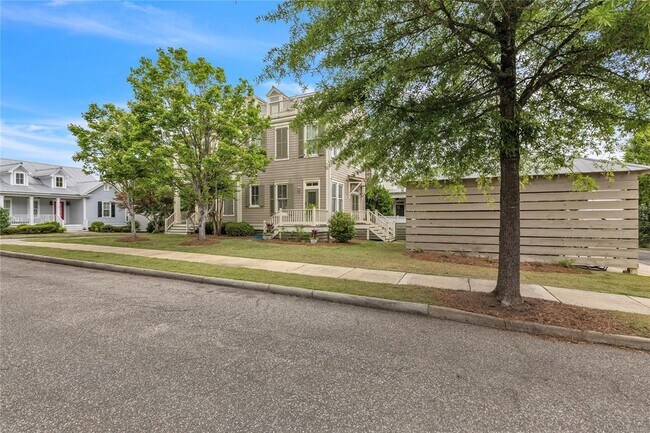 Building Photo - 68 Bright Spot St