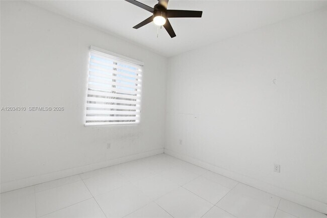 Building Photo - 13630 SW 158th Ave