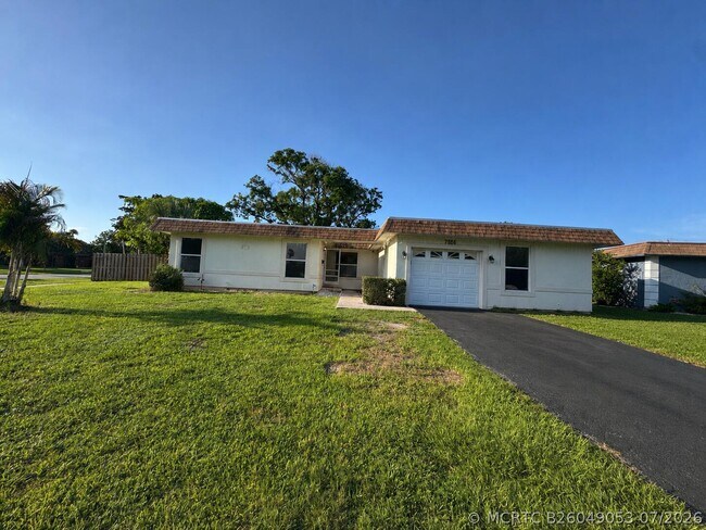 Building Photo - 7816 NW 70th Terrace
