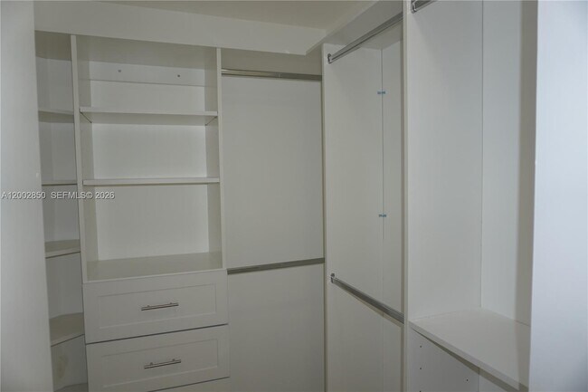 Building Photo - 15614 SW 110th Terrace