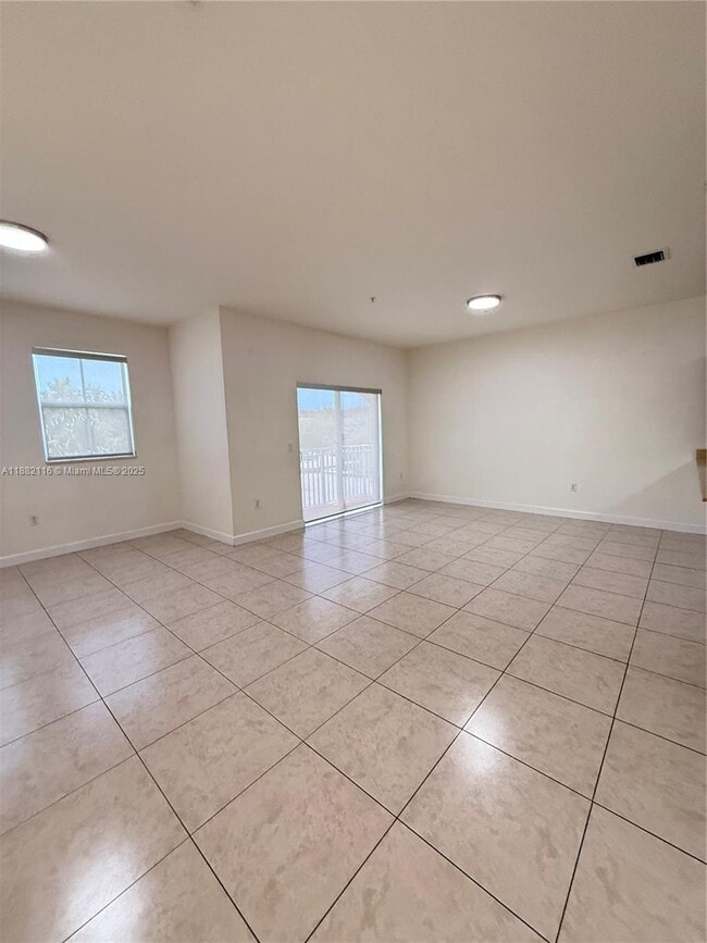 Building Photo - 290 NW 109th Ave