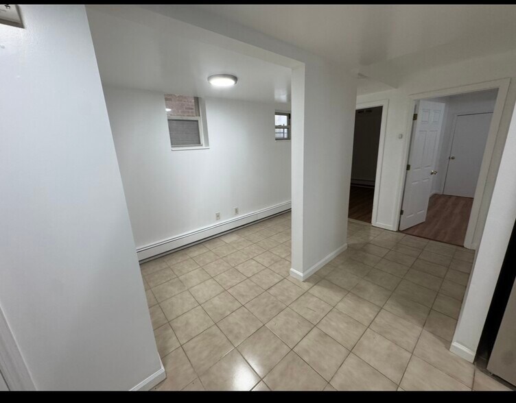 Living room - 155 Lake Ave