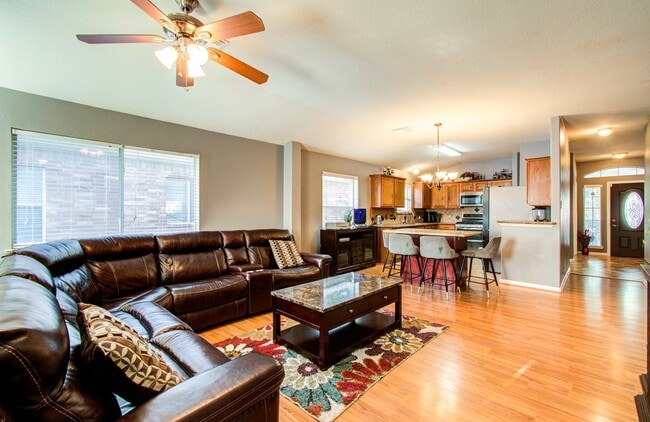 Building Photo - 19943 Black Pearl Ct