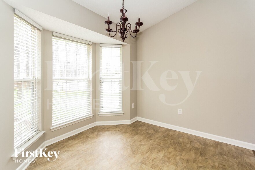 Building Photo - 16126 Amber Field Dr