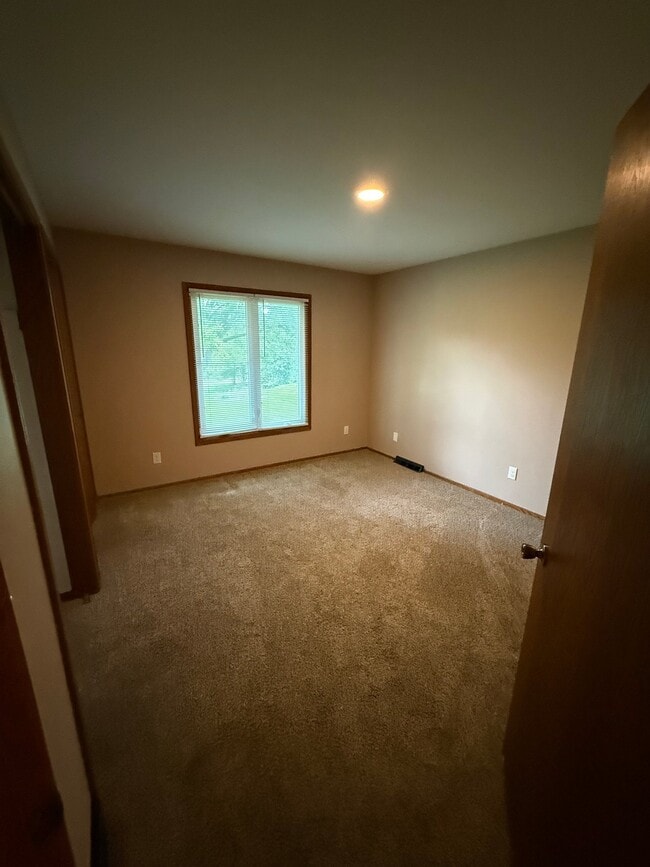 Building Photo - 10314 W Beacon Hill Dr