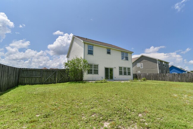 Building Photo - 124 Peoria Blvd