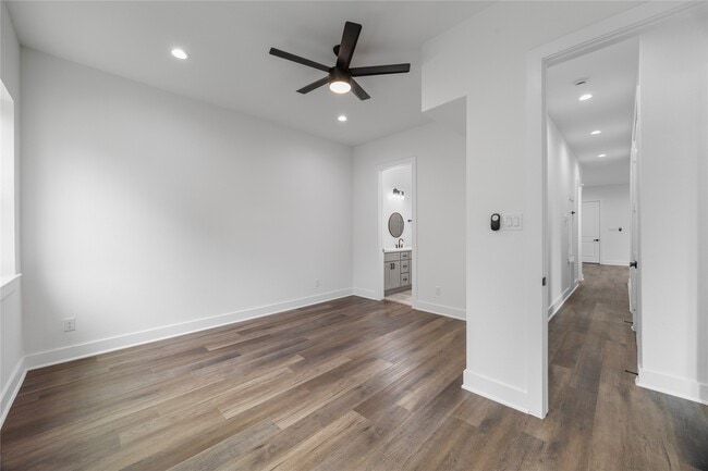 Building Photo - 6812 Tuskegee St