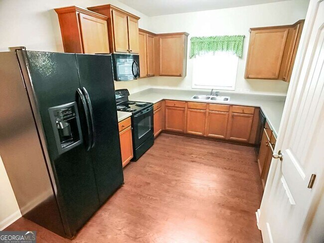 Building Photo - 206 Madison Ave