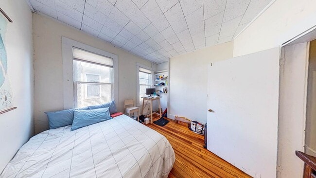 Building Photo - Spacious Apartments in Prime East Rock by East Rock Park!