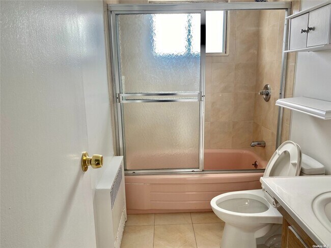 Building Photo - 54-20 Kissena Blvd