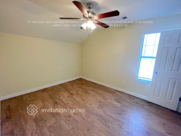 Building Photo - 1384 Camrose Ct
