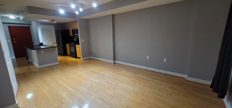 Building Photo - 1117 10th St NW