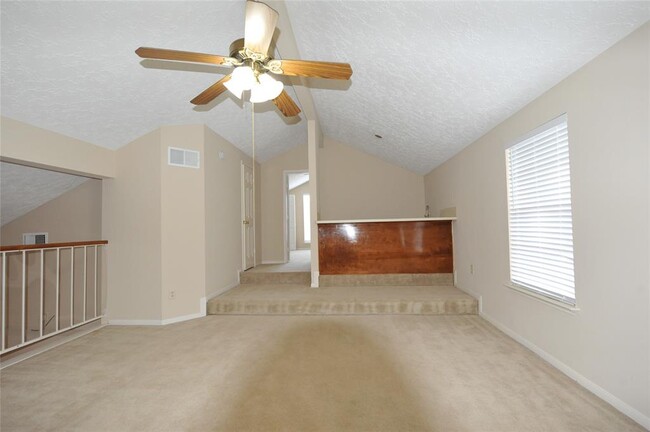 Building Photo - 3123 Redcliff Dr