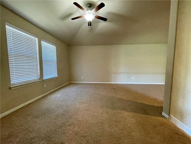 Building Photo - 1807 Harvest Bend Ln