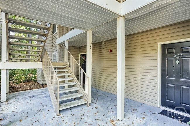 Building Photo - 12300 Apache Ave