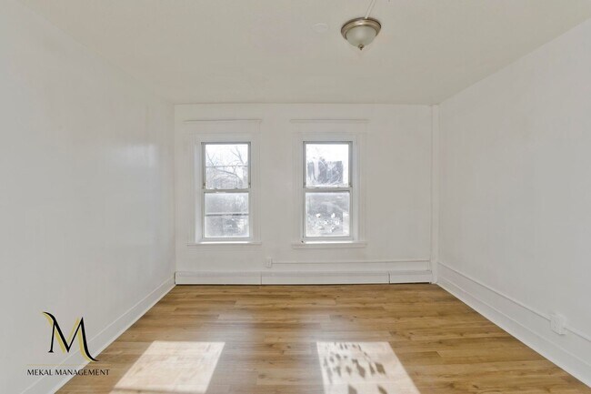 Building Photo - 528-532 Union Street