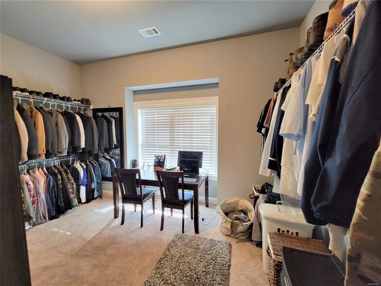 Building Photo - 104 Jane Ct