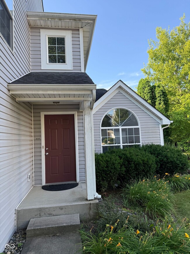 Building Photo - 9230 Eden Woods Ct