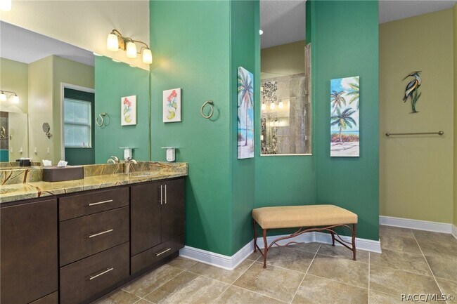 Building Photo - 2321 N Hickory Glen Point