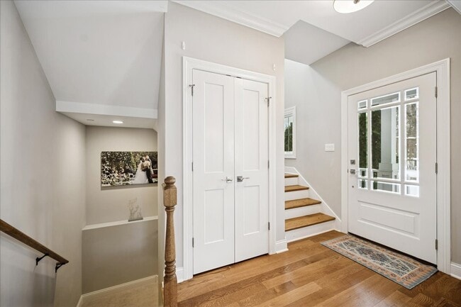 Building Photo - 420 Evanston Ave