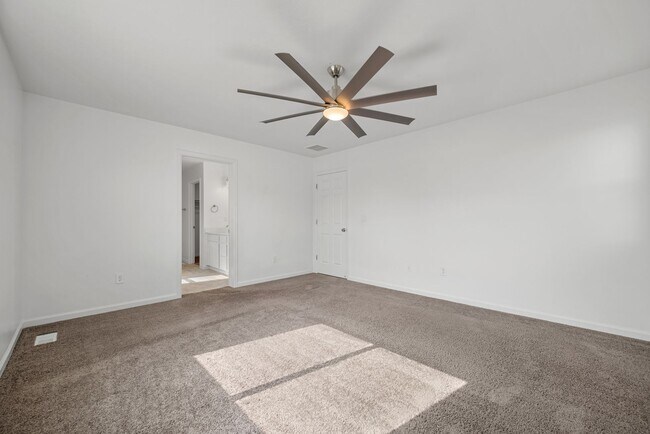Building Photo - 1442 N 1130 E