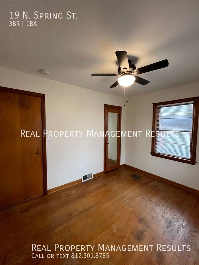 Building Photo - 3 Bedroom, 1 Bath Home East Side