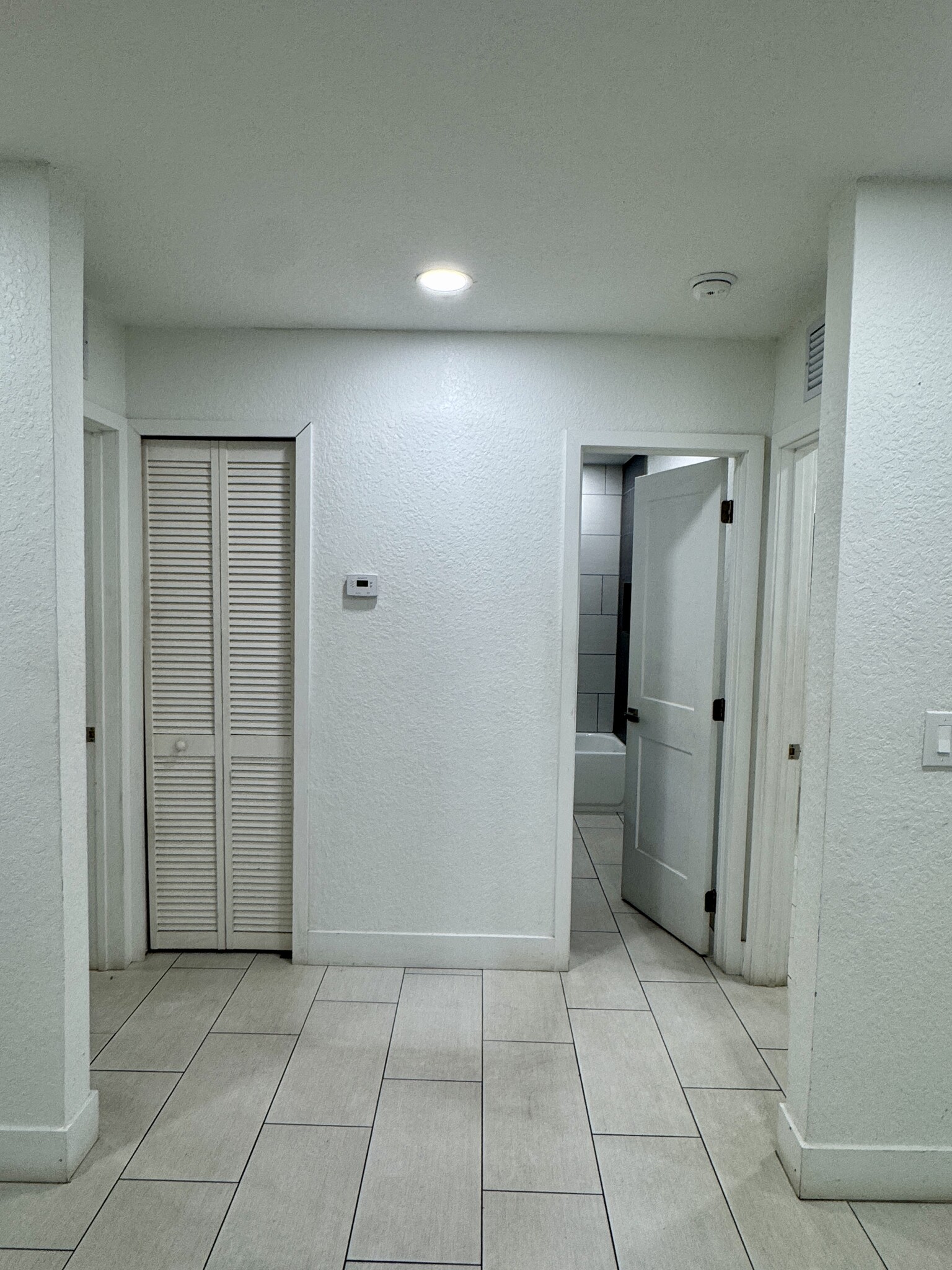 Hallway - 17255 SW 95th Ave