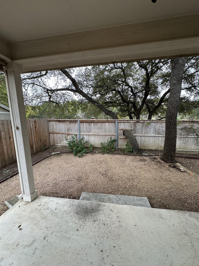 Building Photo - 2616 Gallant Fox Dr