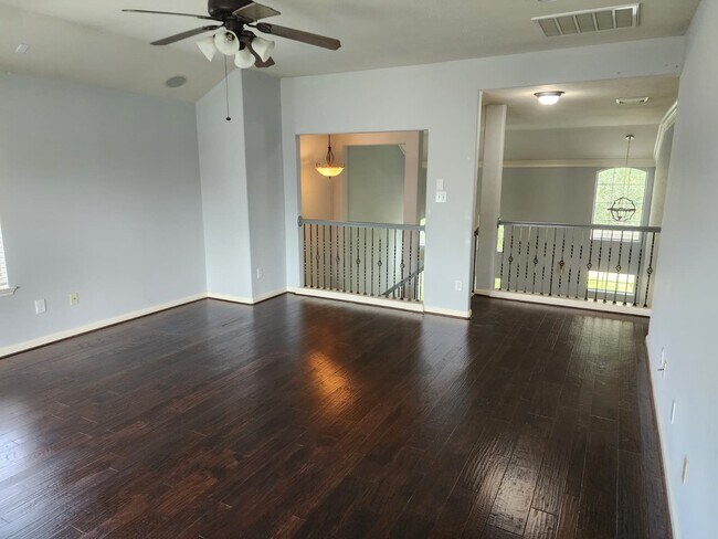 Building Photo - 16935 Jelly Park Stone Dr