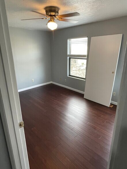 Building Photo - 9525 Colegate Way