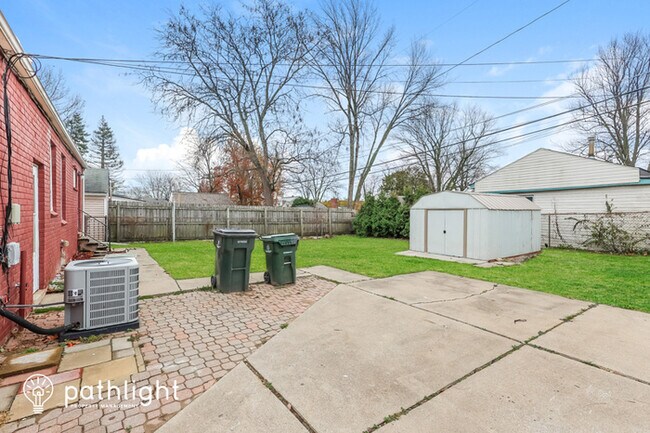 Building Photo - 22030 Harper Lake Avenue