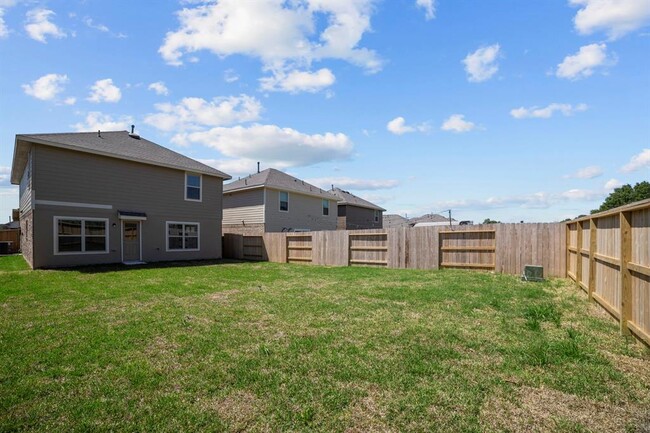 Building Photo - 32610 Orchard Haze Dr