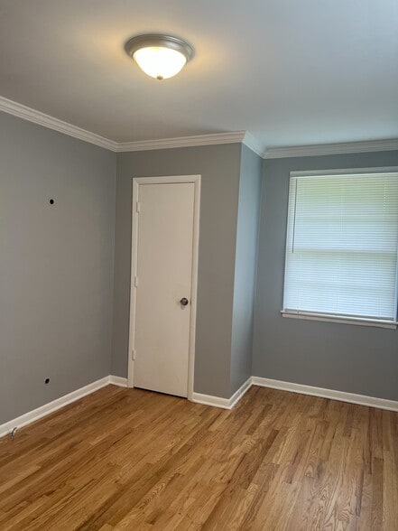 Building Photo - 354 Foxglove Dr