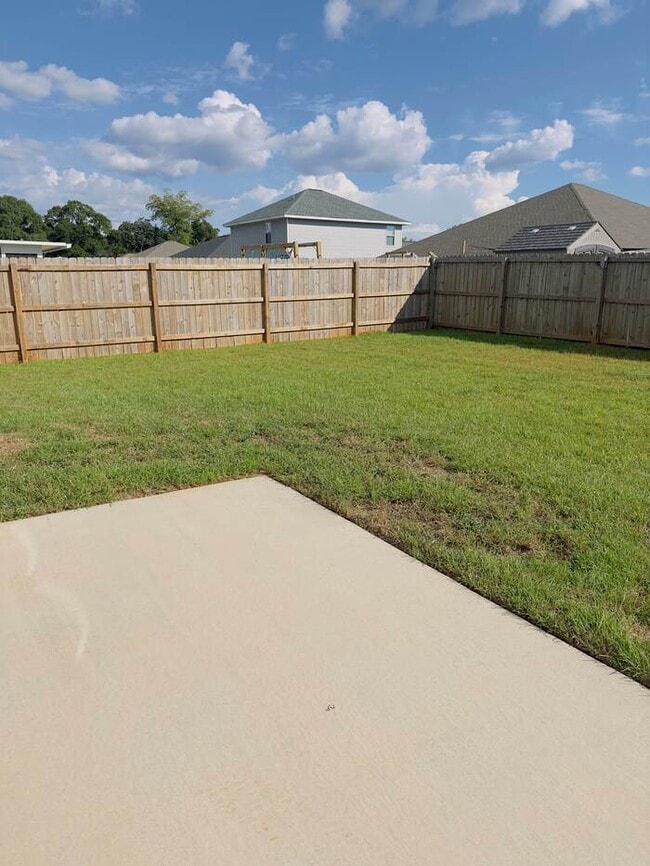 Building Photo - 4 bed/2 bath New Construction Home in Embe...