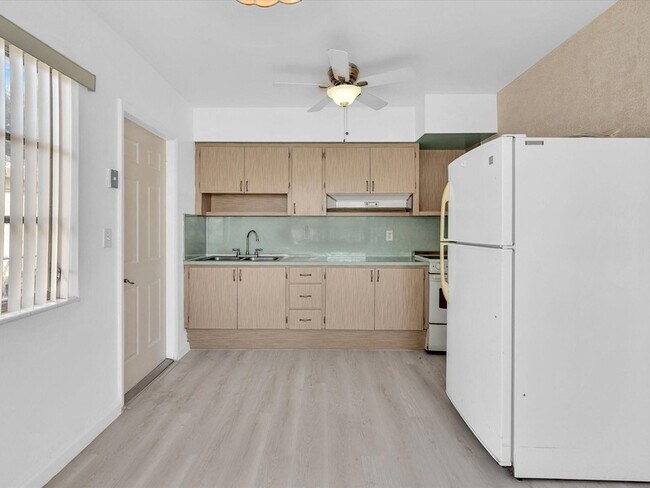 Building Photo - 2193 NE 172nd St