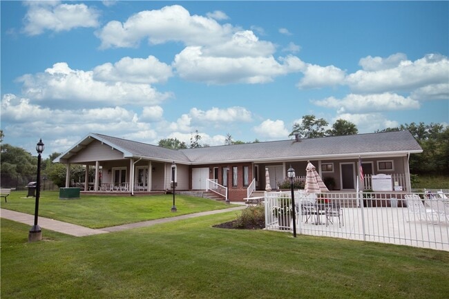 Building Photo - 523 Eastbrooke Ln