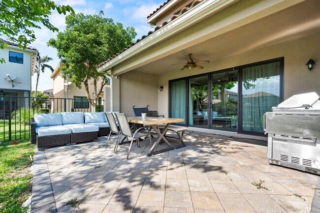 Building Photo - 14543 White Jade Terrace
