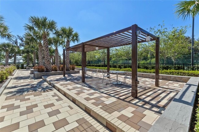 Building Photo - 1941 Summer Serenity Dr